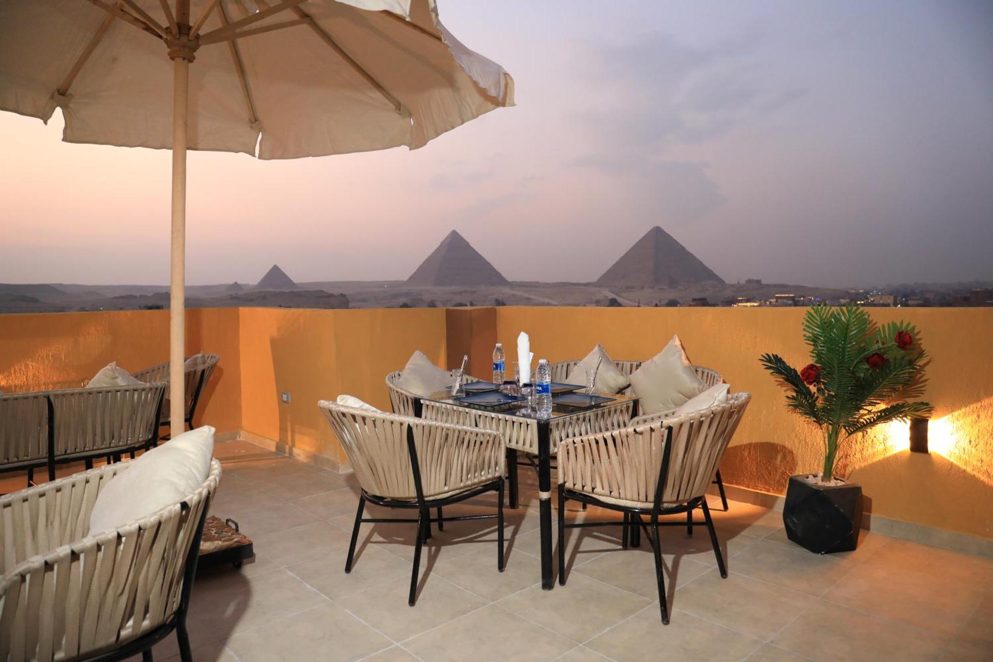 Pyramids Heart Hotel Kafret el-Gabal Exteriér fotografie
