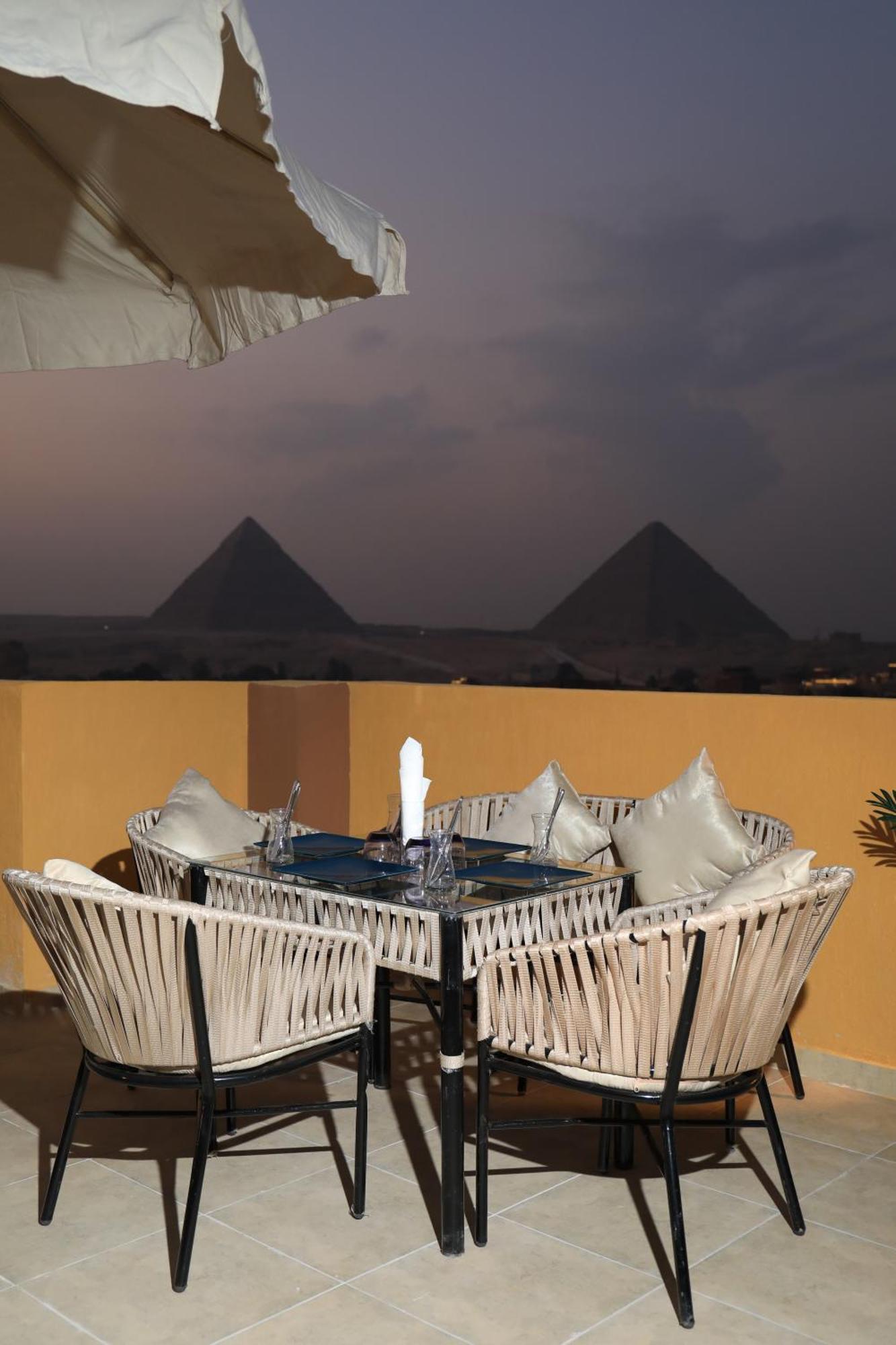 Pyramids Heart Hotel Kafret el-Gabal Exteriér fotografie